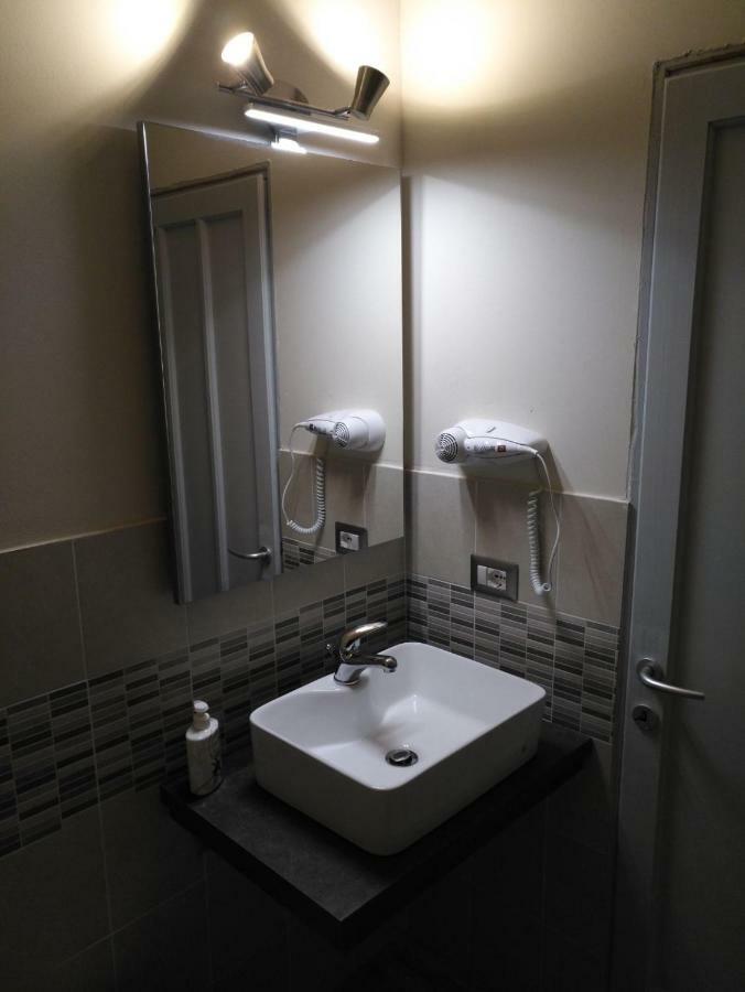Sogni D'Arte Hotel Romagnano Sesia Exterior photo